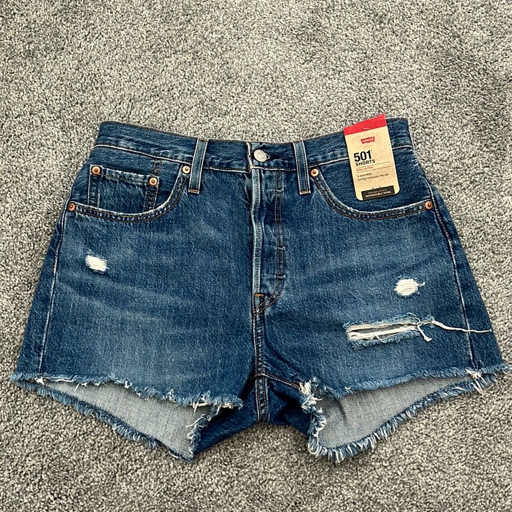 NWT Levi’s 501 Shorts